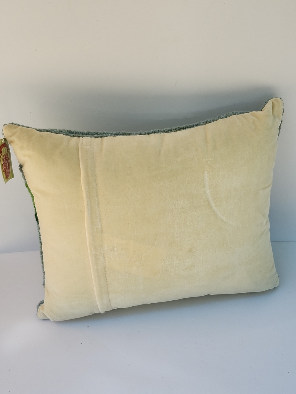 NWT CHRISTMAS TRADITIONS ALLIGATOR THEME WOOL HOOKED THROW PILLOW - Picture 6 of 11